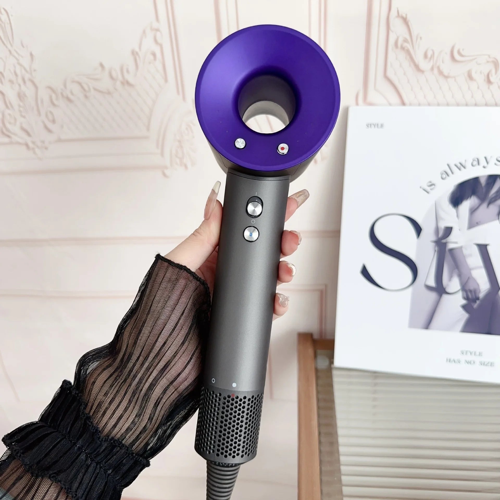 High-speed hair dryer, household negative ion hair care, silent, quick-drying, strong wind, strong Huaqiangbei dormitory hair